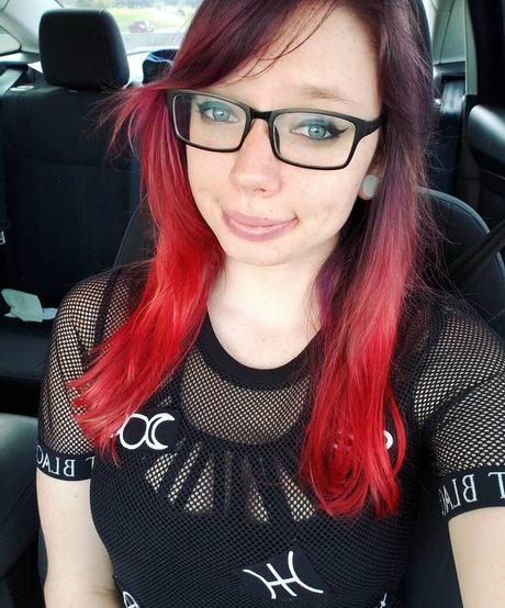 Nagie wyciekłe zdjęcie OnlyFans od Gabby Swears