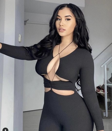 Nagie wyciekłe zdjęcie OnlyFans od Babyspice