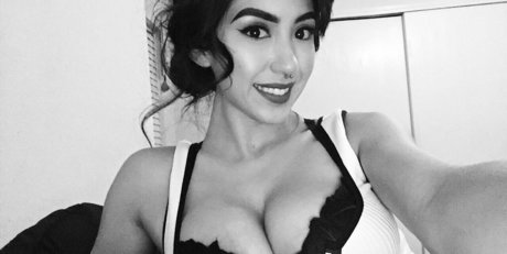 Alexandra Nicole