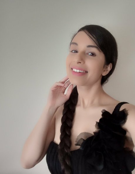 Mirabella Estella