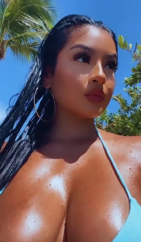 Nagie wyciekłe zdjęcie OnlyFans od Lucero Crystal
