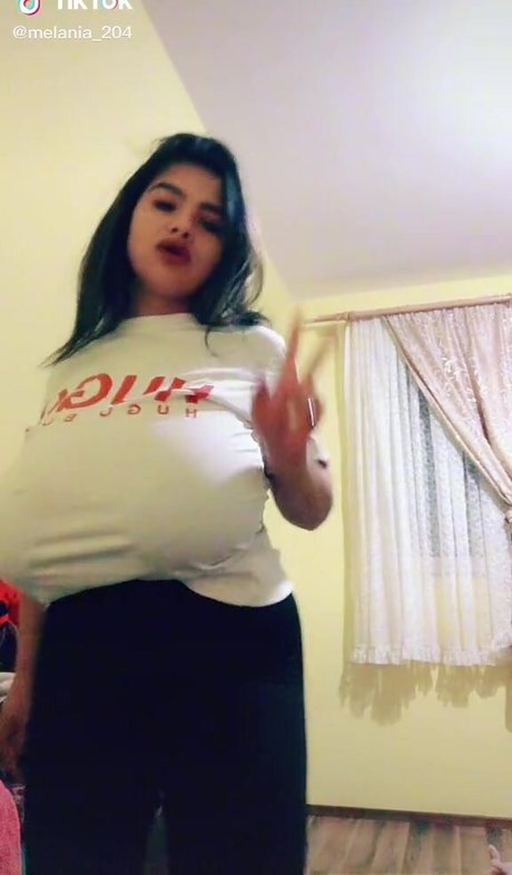 Nagie wyciekłe zdjęcie OnlyFans od Melannia
