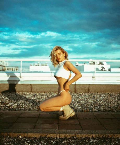 Nagie wyciekłe zdjęcie OnlyFans od Ekrnw