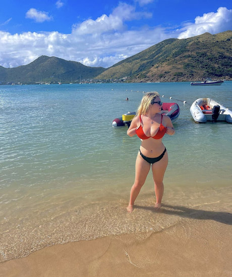 Nagie wyciekłe zdjęcie OnlyFans od Harley Stein