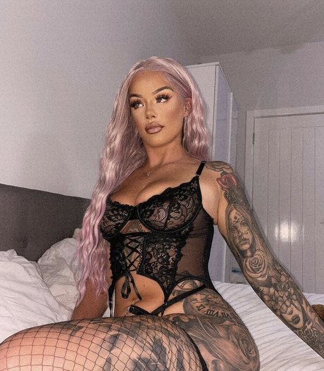 Nagie wyciekłe zdjęcie OnlyFans od Sophie River