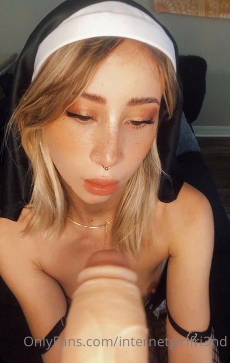 Nagie wyciekłe zdjęcie OnlyFans od Ivorydolphins