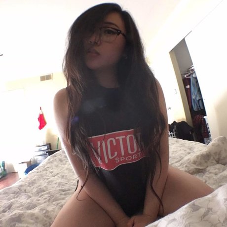 Nagie wyciekłe zdjęcie OnlyFans od Hentai Waifu