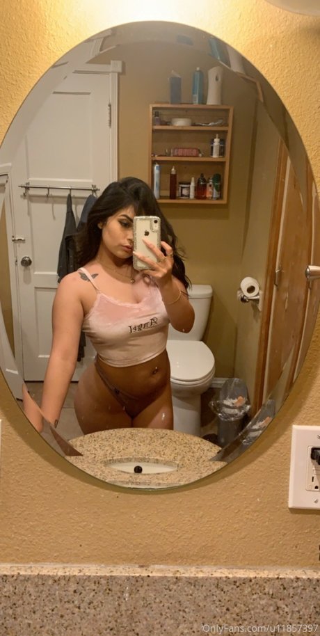 Nagie wyciekłe zdjęcie OnlyFans od Taniavega