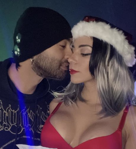 Nagie wyciekłe zdjęcie OnlyFans od Aline Chelius