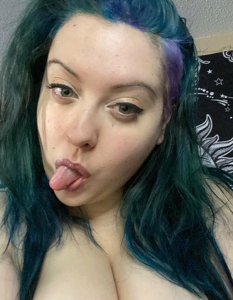 Nagie wyciekłe zdjęcie OnlyFans od Novacurves