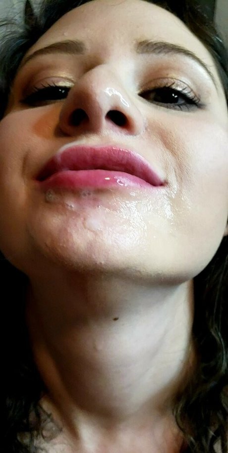 Nagie wyciekłe zdjęcie OnlyFans od Alyzod
