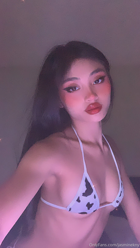 Nagie wyciekłe zdjęcie OnlyFans od Jasminekny