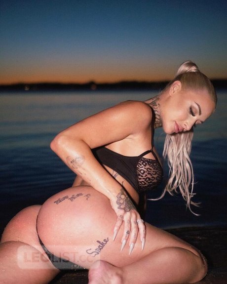 Nagie wyciekłe zdjęcie OnlyFans od Elodie Baillargeon Roy
