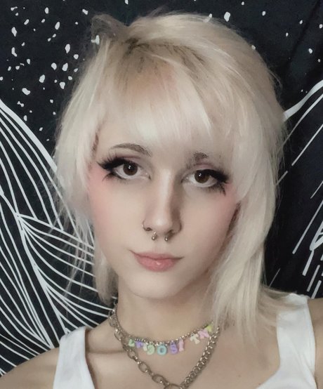 Evie_angel