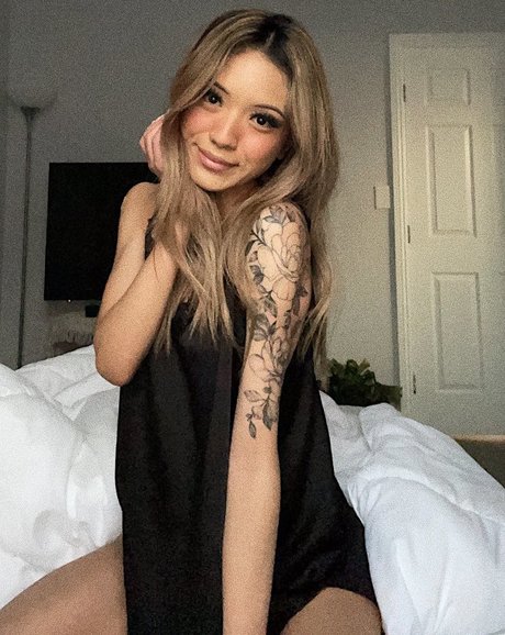 Nagie wyciekłe zdjęcie OnlyFans od Iris Haw