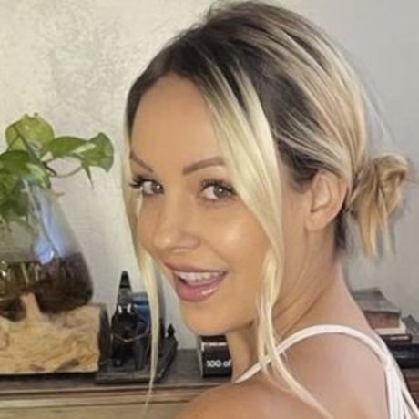 Nagie wyciekłe zdjęcie OnlyFans od Emerald Kisses