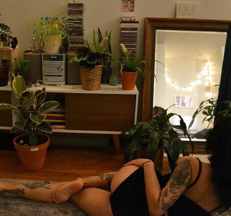 Nagie wyciekłe zdjęcie OnlyFans od Lenamarisol