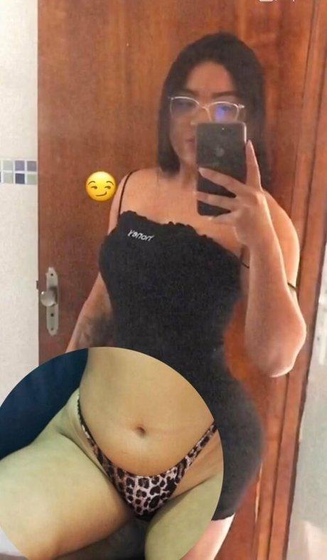 Nagie wyciekłe zdjęcie OnlyFans od Gabyhotwife