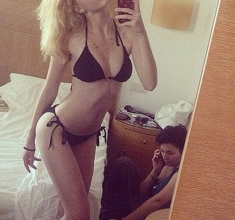 Nagie wyciekłe zdjęcie OnlyFans od Kate Konlin