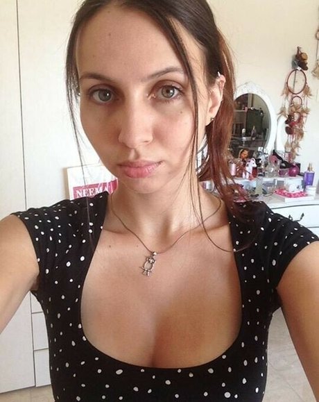 Nagie wyciekłe zdjęcie OnlyFans od Jennie Naz