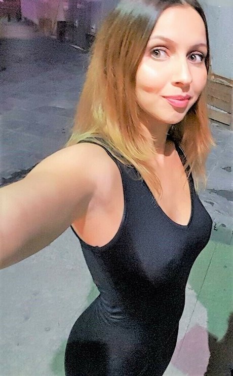 Nagie wyciekłe zdjęcie OnlyFans od Jennie Naz
