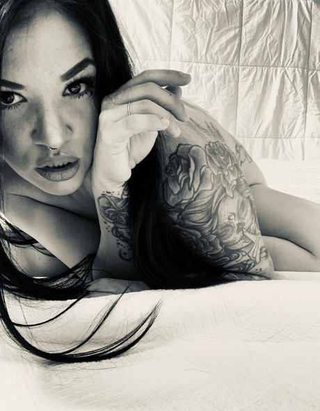 Nagie wyciekłe zdjęcie OnlyFans od Shaul Guerrero