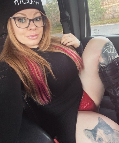 Misslizzypink