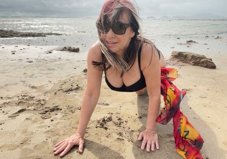 Nagie wyciekłe zdjęcie OnlyFans od Cynthia Rothrock