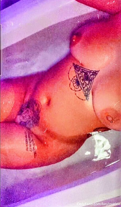 Nagie wyciekłe zdjęcie OnlyFans od Keylovelee