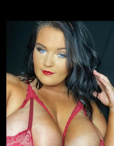 Nagie wyciekłe zdjęcie OnlyFans od Sarraahhh