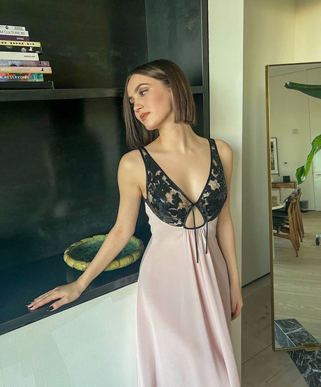 Nagie wyciekłe zdjęcie OnlyFans od Maude Apatow