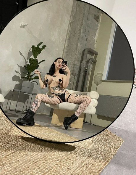 Nagie wyciekłe zdjęcie OnlyFans od Cutemeow