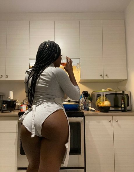 Nagie wyciekłe zdjęcie OnlyFans od Kenicherie