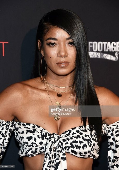 Nagie wyciekłe zdjęcie OnlyFans od Mila J