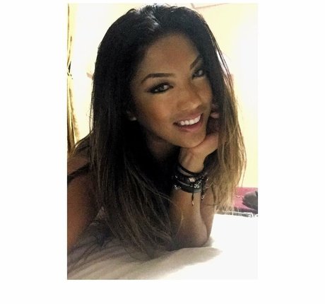 Nagie wyciekłe zdjęcie OnlyFans od Janelle Ha