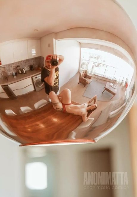 Nagie wyciekłe zdjęcie OnlyFans od Janis Vitti