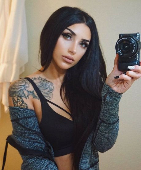 Rose Zaracupofchaiii