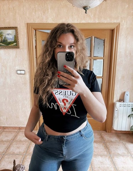Nagie wyciekłe zdjęcie OnlyFans od Carmen Curvy