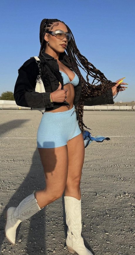 Makayla London