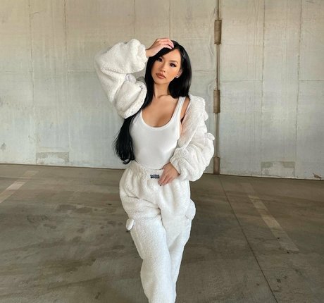 Nagie wyciekłe zdjęcie OnlyFans od Christy Nguyen