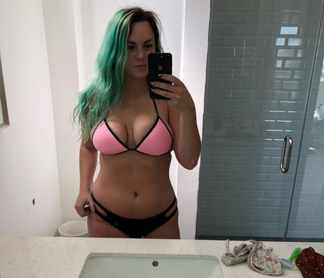 Nagie wyciekłe zdjęcie OnlyFans od Bijou Demi