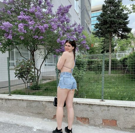 Nagie wyciekłe zdjęcie OnlyFans od Derin4y