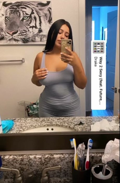 Nagie wyciekłe zdjęcie OnlyFans od Victoriaines