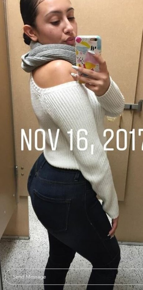 Nagie wyciekłe zdjęcie OnlyFans od Victoriaines