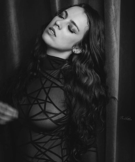 Nagie wyciekłe zdjęcie OnlyFans od Fine Wolfanguar