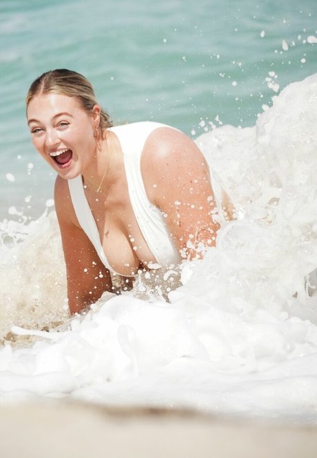 Nagie wyciekłe zdjęcie OnlyFans od Iskara Lawrence