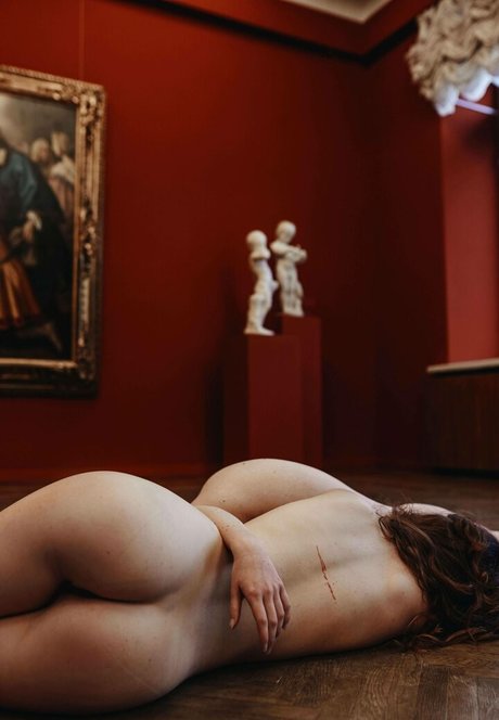 Nagie wyciekłe zdjęcie OnlyFans od Petitesofi