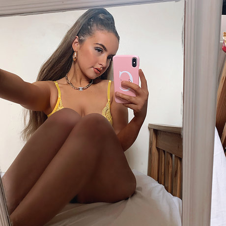 Nagie wyciekłe zdjęcie OnlyFans od Ceri Pryce