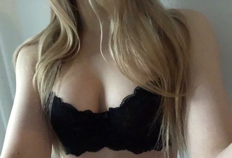 Nagie wyciekłe zdjęcie OnlyFans od Shyzombie