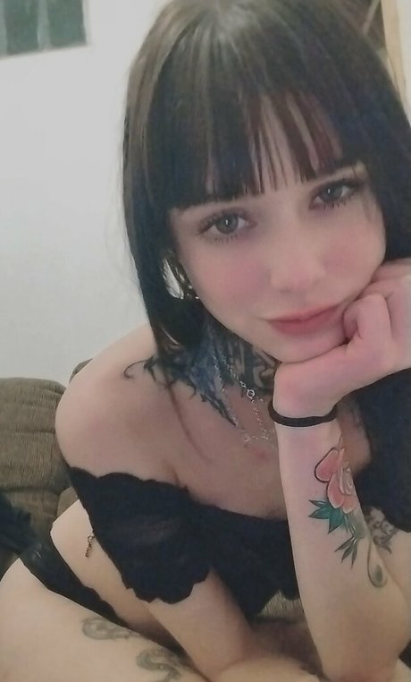 Nagie wyciekłe zdjęcie OnlyFans od Emmyan Purr